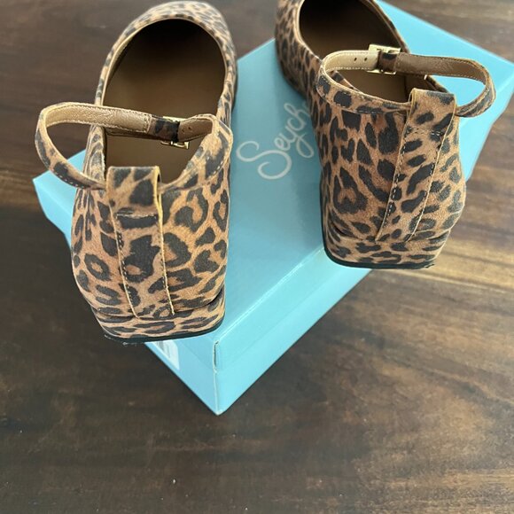 Seychelles® Leopard Flats, Leather, Size 8, Like New - Picture 6 of 14